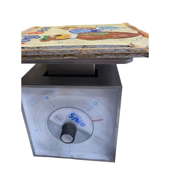 Lot 2 Vintage Little Golden Books Yogi Bear Huckleberry Hound 1960 Hanna Barbera - Picture 9 of 9